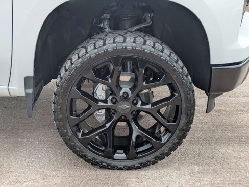 Used 2026 Chevrolet Silverado 1500 W/T w/ WT Value Package RWD image 10