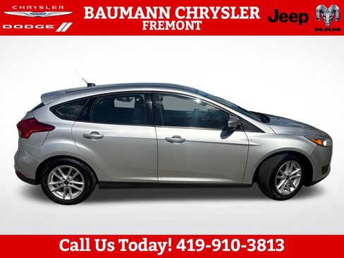 Used 2016 Ford Focus SE FWD image 7