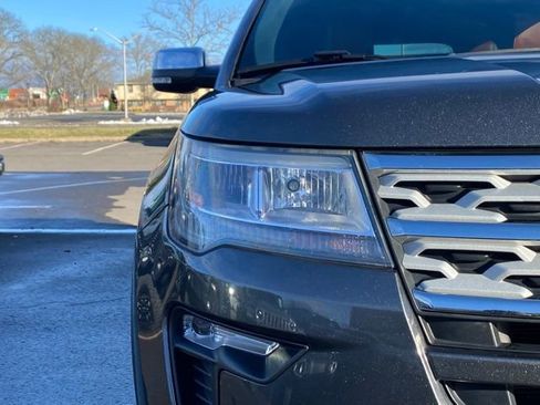Used 2019 Ford Explorer XLT w/ Equipment Group 202A image 13