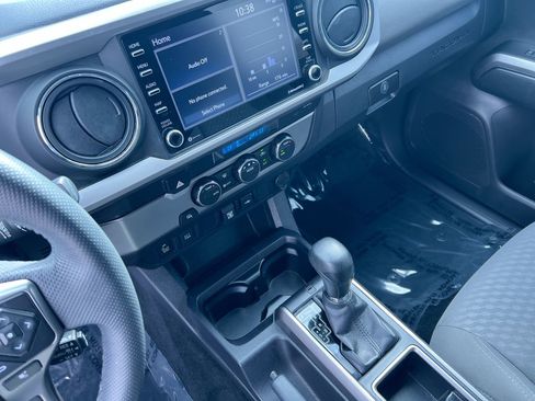 Used 2022 Toyota Tacoma SR5 image 23