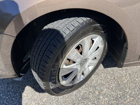 Used 2015 Volkswagen Jetta S FWD image 16
