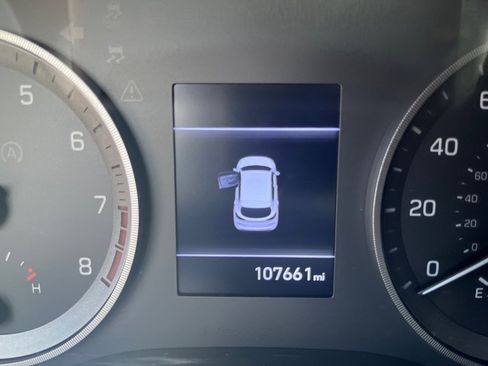 Used 2020 Hyundai Tucson SE w/ Cargo Package image 9