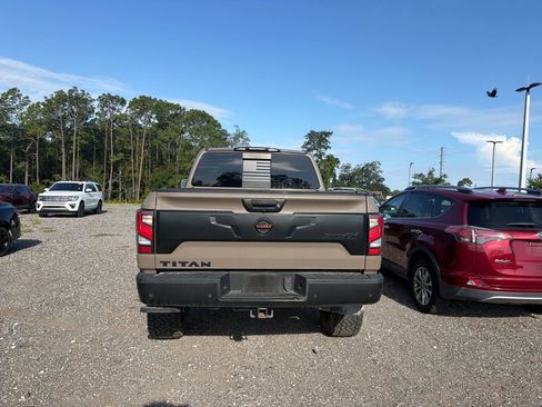 Used 2020 Nissan Titan PRO-4X w/ Pro-4x Convenience Package AWD/4WD image 5