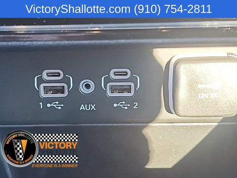 Certified 2025 Jeep Grand Cherokee Laredo AWD/4WD image 7