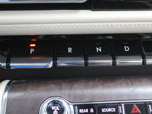 Used 2021 Lincoln Aviator Reserve w/ Equipment Group 201A AWD/4WD image 45