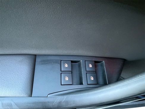 Used 2017 Buick Cascada Premium image 11