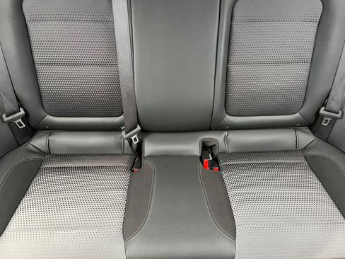 Used 2025 Chevrolet Trax LT image 37