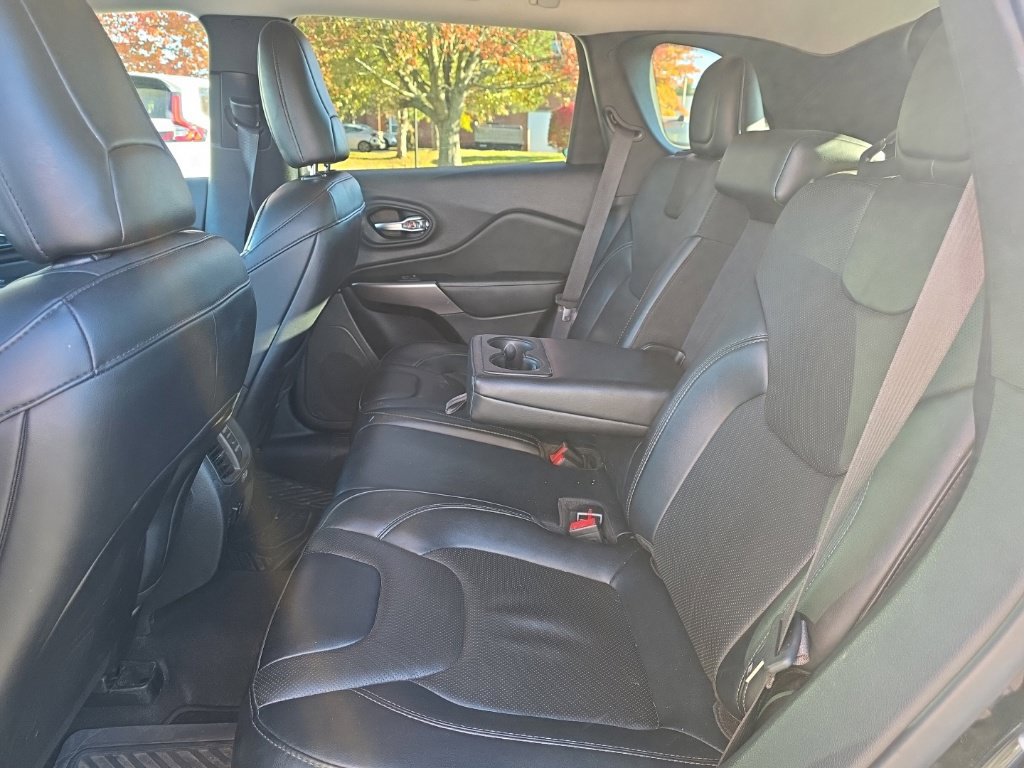 Used 2022 Jeep Cherokee Latitude Lux AWD/4WD image 27