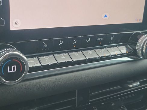 Used 2023 GMC Canyon Elevation w/ Elevation Premium Package image 30