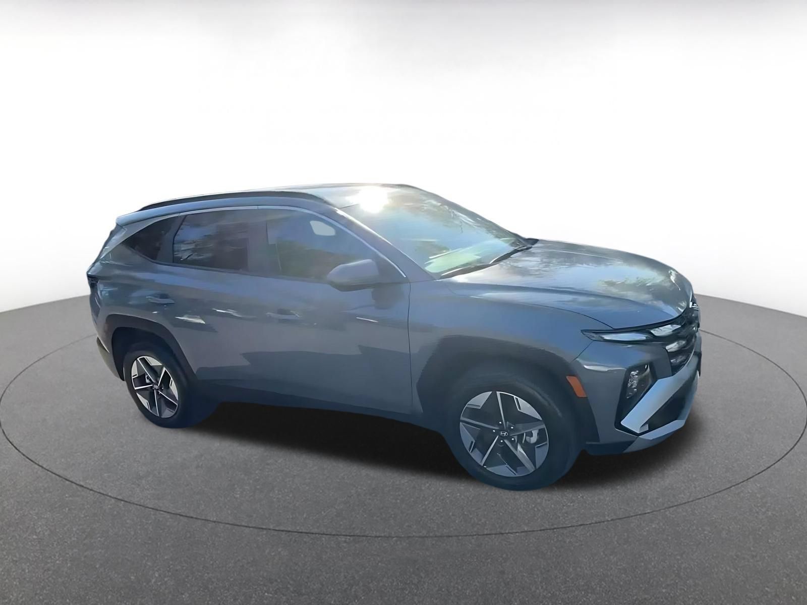 Used 2026 Hyundai Tucson SEL Plus AWD/4WD image 2