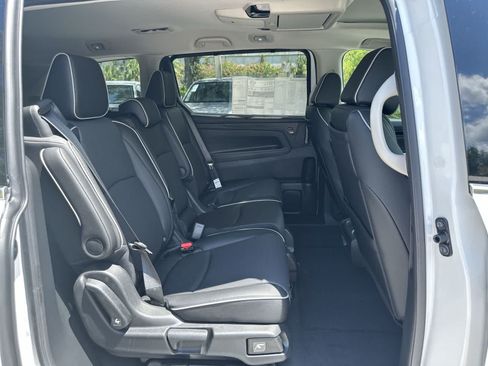 New 2026 Honda Odyssey Elite image 16