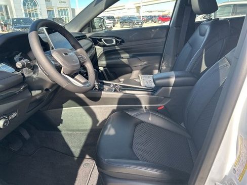 New 2026 Jeep Compass Latitude AWD/4WD image 33