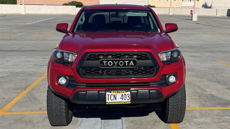 Used 2017 Toyota Tacoma SR5 RWD image 8
