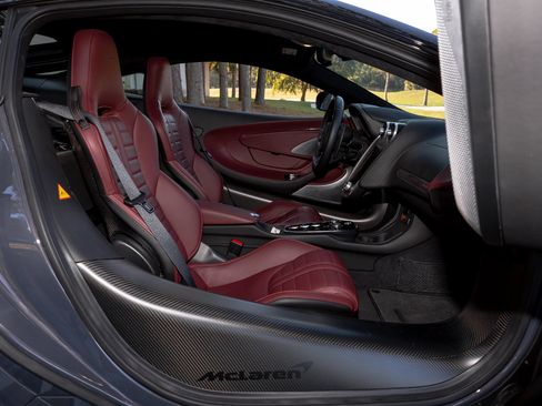 Used 2025 McLaren GTS image 35