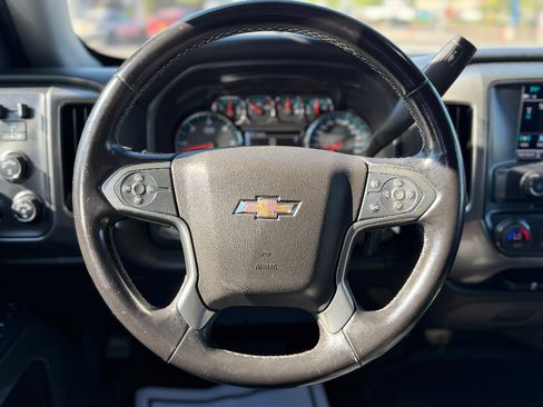 Used 2018 Chevrolet Silverado 1500 LT w/ All Star Edition AWD/4WD image 8