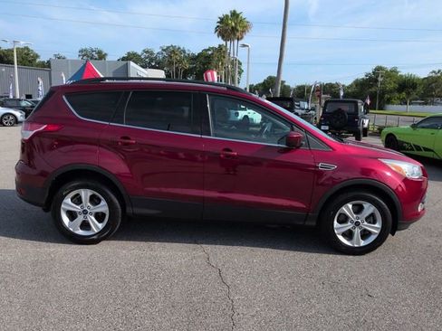 Used 2014 Ford Escape SE w/ Equipment Group 201A FWD image 3