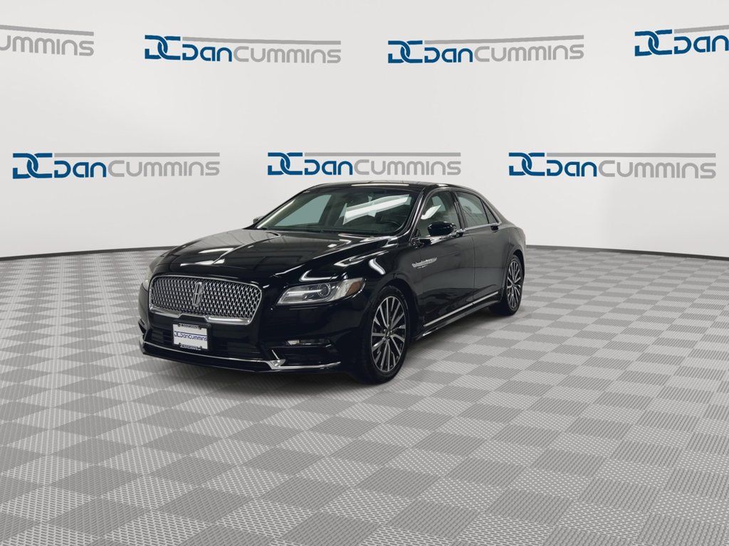 Used 2017 Lincoln Continental Select AWD/4WD image 4