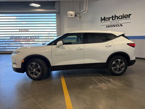 Used 2025 Chevrolet Blazer LT AWD/4WD image 8