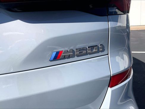 Used 2025 BMW X5 M60i image 11