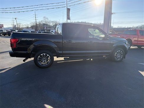 Used 2019 Ford F150 Lariat image 2