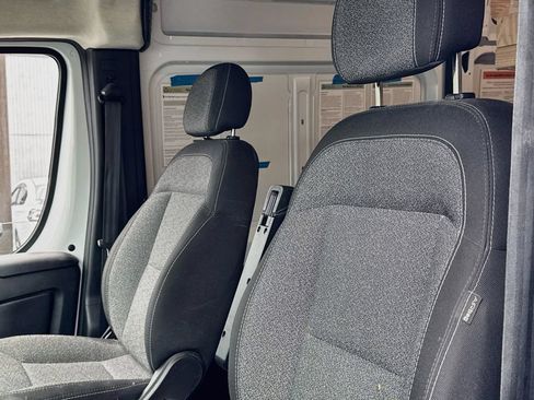 Used 2024 RAM ProMaster 3500 w/ Convenience Group FWD image 10