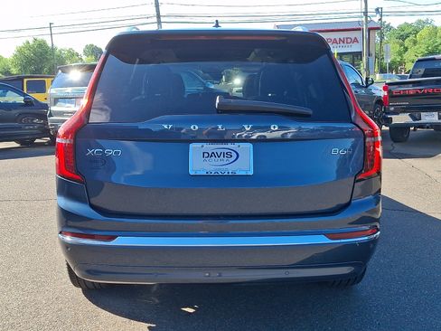 Used 2025 Volvo XC90 B6 Plus AWD/4WD image 5
