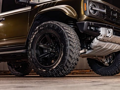 Used 2024 Ford Bronco Raptor w/ Interior Carbon Fiber Pack 6 AWD/4WD image 16