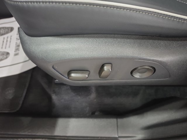 Used 2026 Buick Enclave Sport Touring AWD/4WD image 22