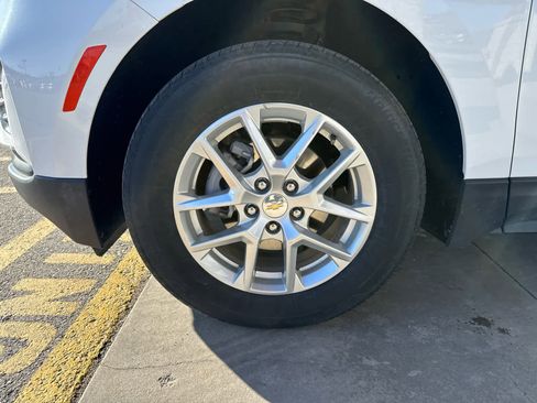 Certified 2024 Chevrolet Equinox LT image 7