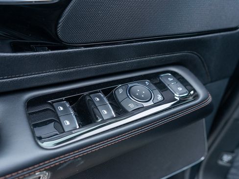 Used 2024 Lincoln Aviator Reserve image 15