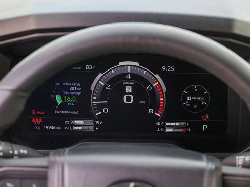 Used 2025 Toyota Tundra Limited image 11