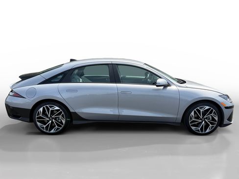 Certified 2023 Hyundai Ioniq 6 Limited RWD image 6