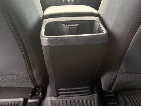 Used 2023 Toyota Tacoma TRD Off-Road AWD/4WD image 32