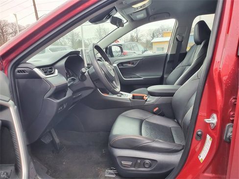 Used 2024 Toyota RAV4 Adventure image 15