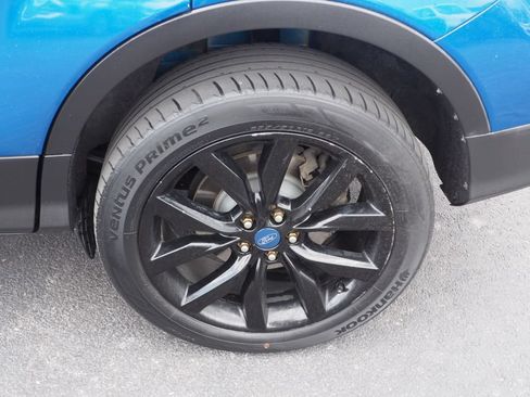 Used 2017 Ford Escape SE w/ SE Sport Appearance Package AWD/4WD image 8