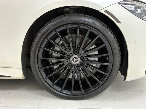 Used 2022 Mercedes-Benz S 580 4MATIC Sedan w/ AMG Line Package image 43