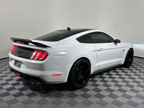 Used 2021 Ford Mustang GT Premium w/ Black Accent Package RWD image 9