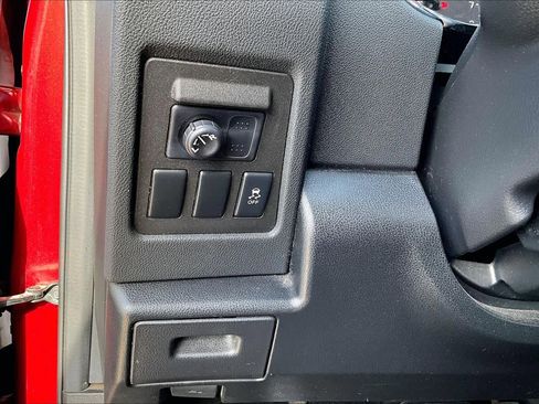 Used 2014 Nissan Rogue S w/ Convenience Package image 30