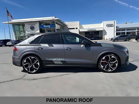 Used 2024 Audi RS Q8 AWD/4WD image 2