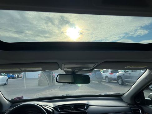 Used 2017 Honda CR-V EX-L image 7