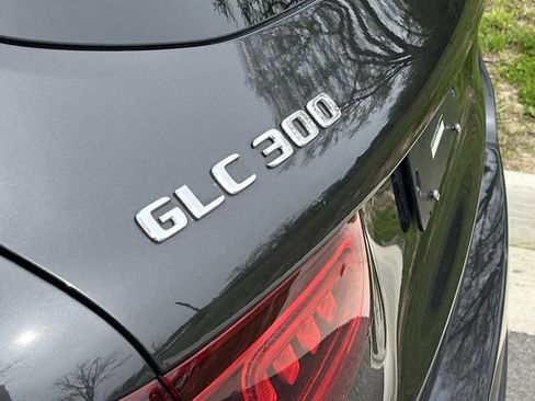 Used 2022 Mercedes-Benz GLC 300 4MATIC image 14