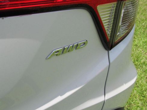 Used 2022 Honda HR-V EX image 13