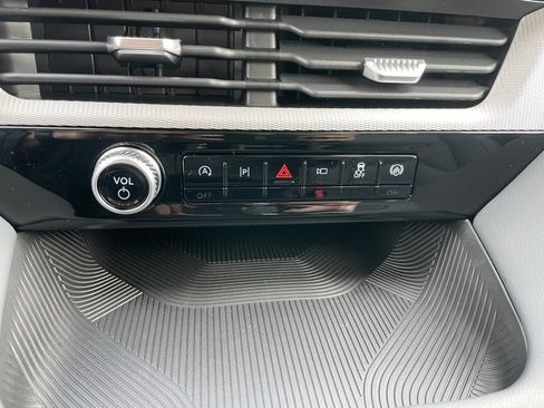 New 2026 Ford Explorer Active image 12