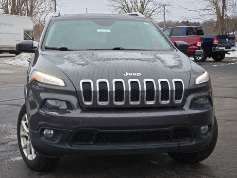 Used 2015 Jeep Cherokee Latitude w/ Comfort/Convenience Group image 3