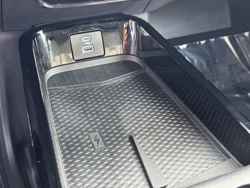 Used 2023 Ford Mustang Mach-E Select image 28