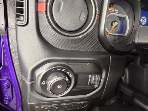 Used 2026 Jeep Wrangler Unlimited Rubicon AWD/4WD image 23