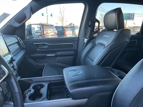 Used 2024 RAM 1500 Laramie image 10