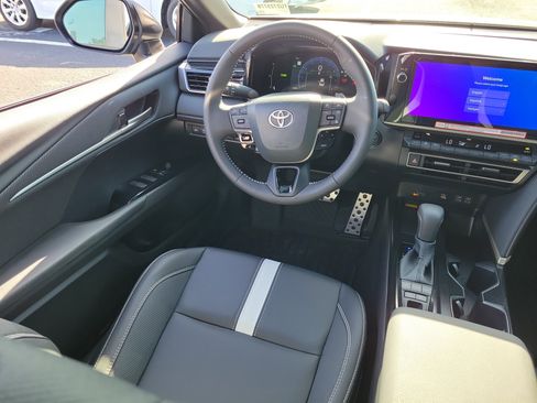 Certified 2026 Toyota Camry SE FWD image 16