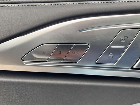 Used 2026 BMW M850i xDrive image 25