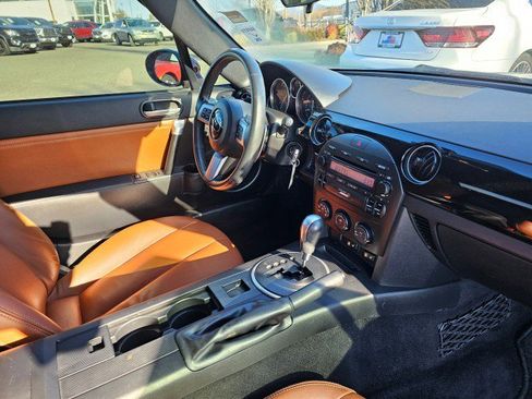 Used 2008 MAZDA MX-5 Miata Grand Touring image 35